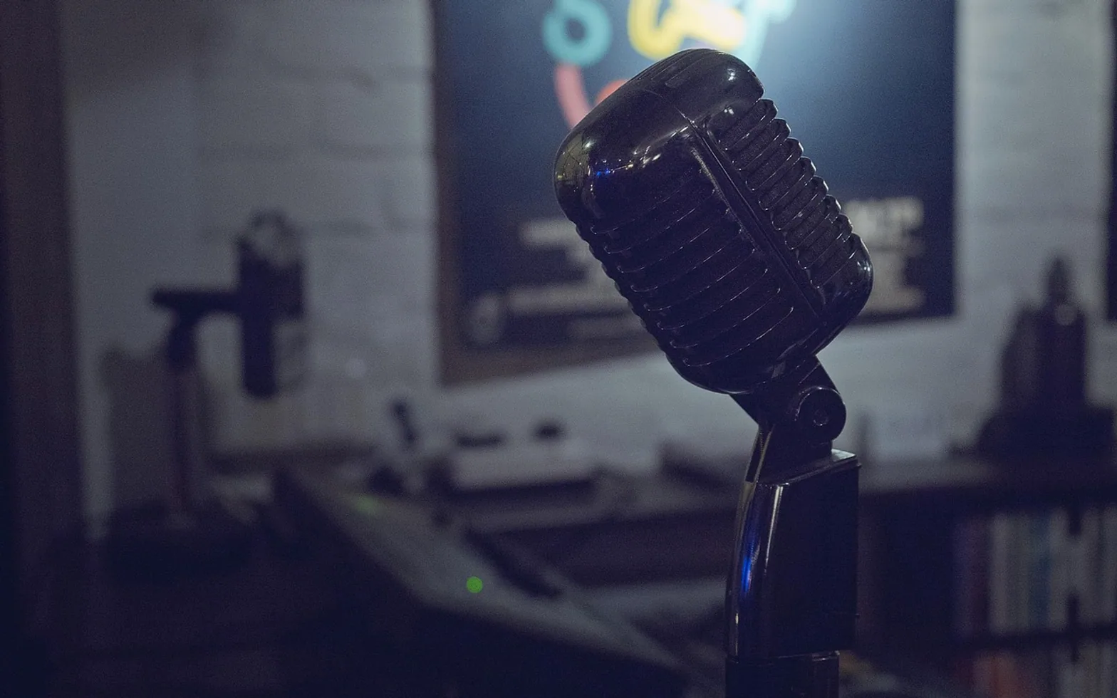 Micro, microphone and jazz